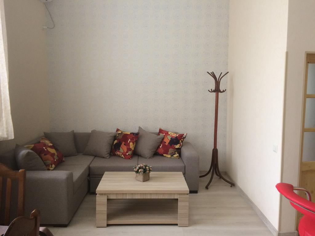 Modern Apartment Avlabari Tbilisi Exterior foto